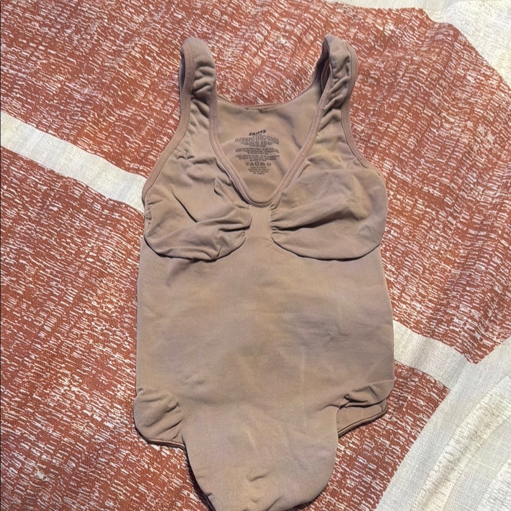 SKIMS Tan Shapewear Intimates